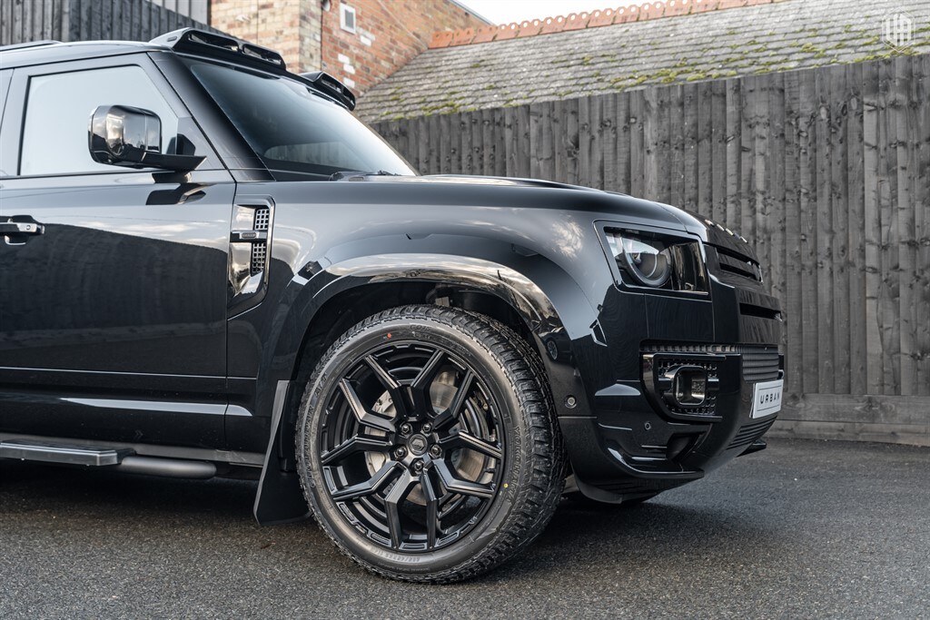 Used Land Rover Defender 110 2026 for sale - 77910077: Photo 10