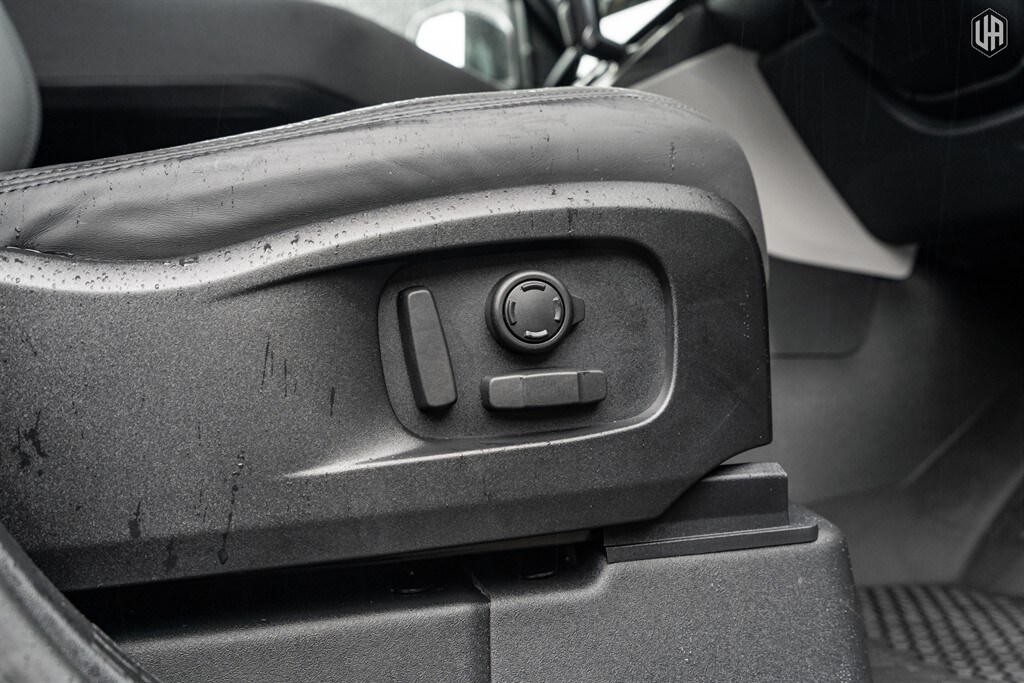 Used Land Rover Defender 110 2026 for sale - 77910077: Photo 41