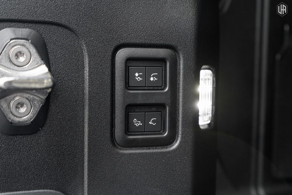 Used Land Rover Defender 110 2026 for sale - 77910077: Photo 62