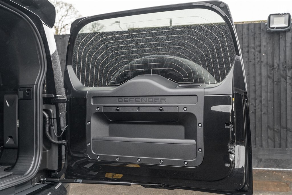 Used Land Rover Defender 110 2026 for sale - 77910077: Photo 64