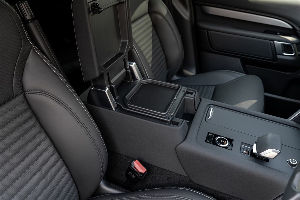 Used Land Rover Discovery 2025 for sale - 78212140: Photo 34