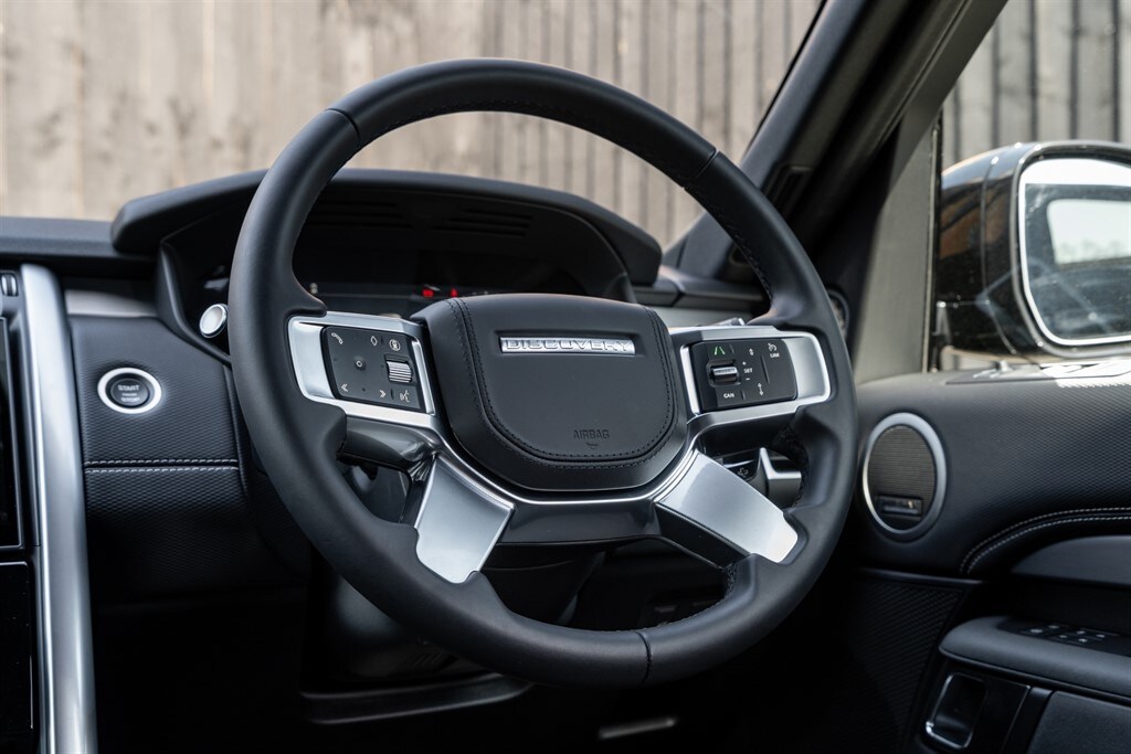 Used Land Rover Discovery 2025 for sale - 78212140: Photo 41