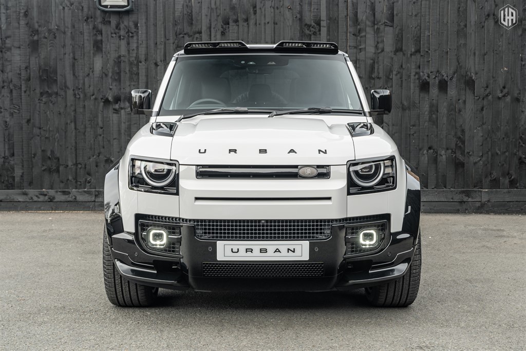 Used Land Rover Defender 110 2026 for sale - 77965519: Photo 2