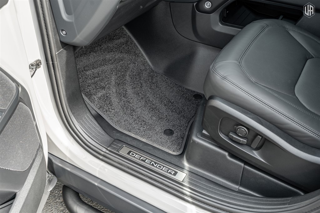 Used Land Rover Defender 110 2026 for sale - 77965519: Photo 34