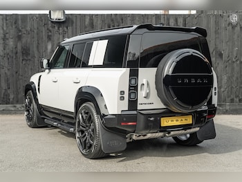 Used Land Rover Defender 110 2026 for sale - 77965519: Photo