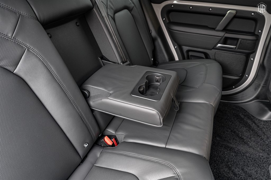 Used Land Rover Defender 110 2026 for sale - 77965519: Photo 62