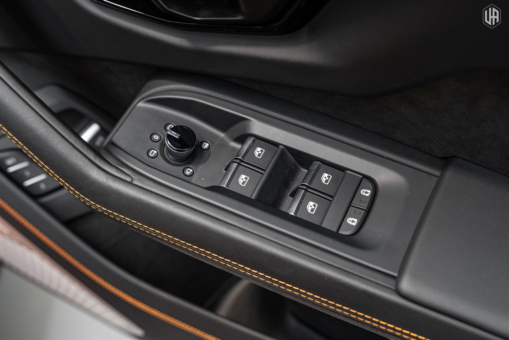 Used Lamborghini Urus 2025 for sale - 78042369: Photo 30