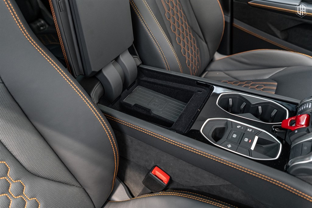 Used Lamborghini Urus 2025 for sale - 78042369: Photo 34