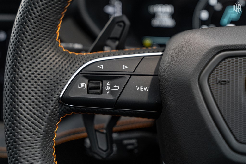 Used Lamborghini Urus 2025 for sale - 78042369: Photo 38