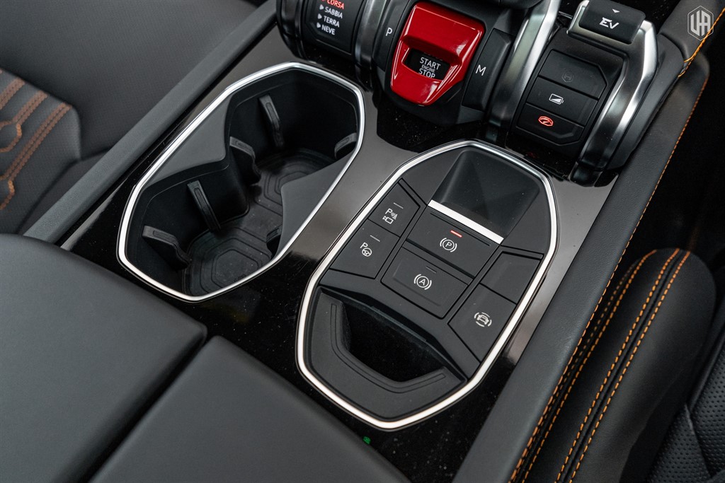 Used Lamborghini Urus 2025 for sale - 78042369: Photo 49