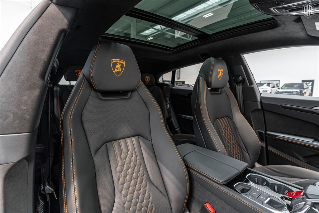 Used Lamborghini Urus 2025 for sale - 78042369: Photo 8