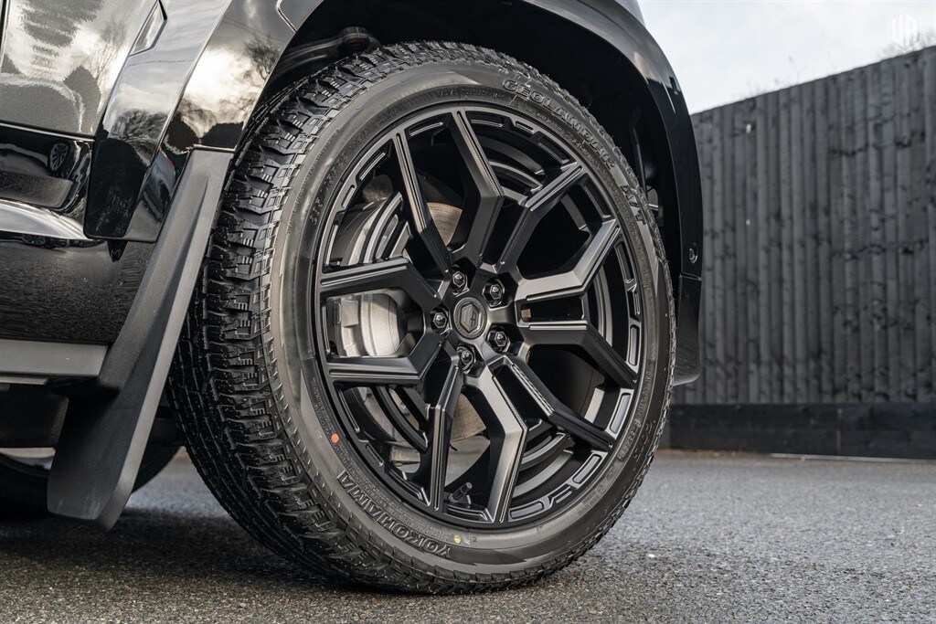 Used Land Rover Defender 110 2026 for sale - 77910078: Photo 18