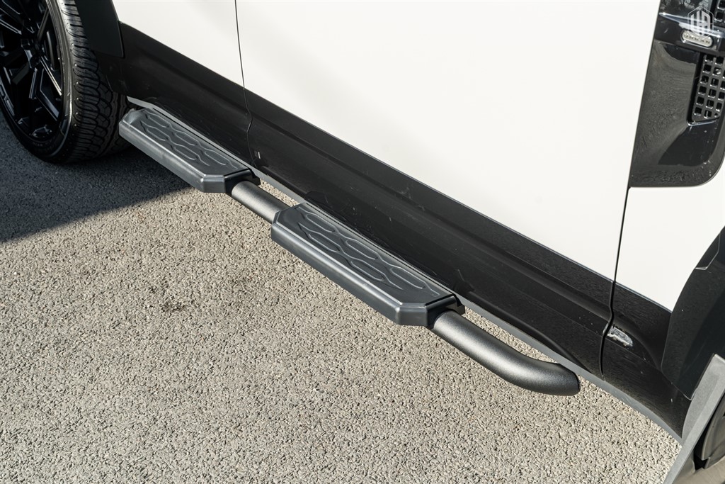 Used Land Rover Defender 110 2026 for sale - 77950998: Photo 18