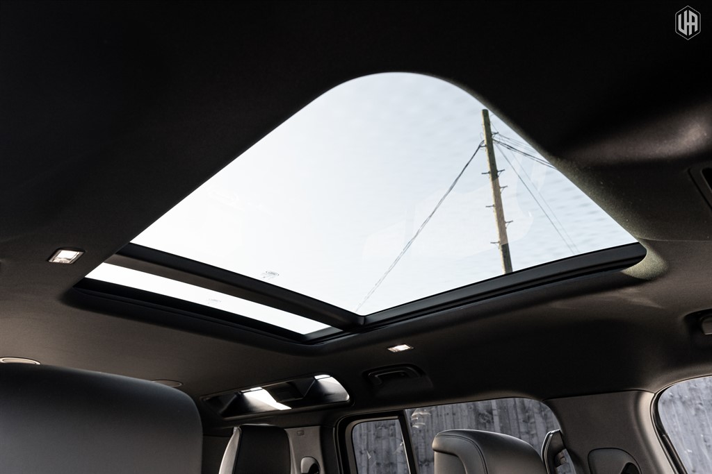 Used Land Rover Defender 110 2026 for sale - 77950998: Photo 36