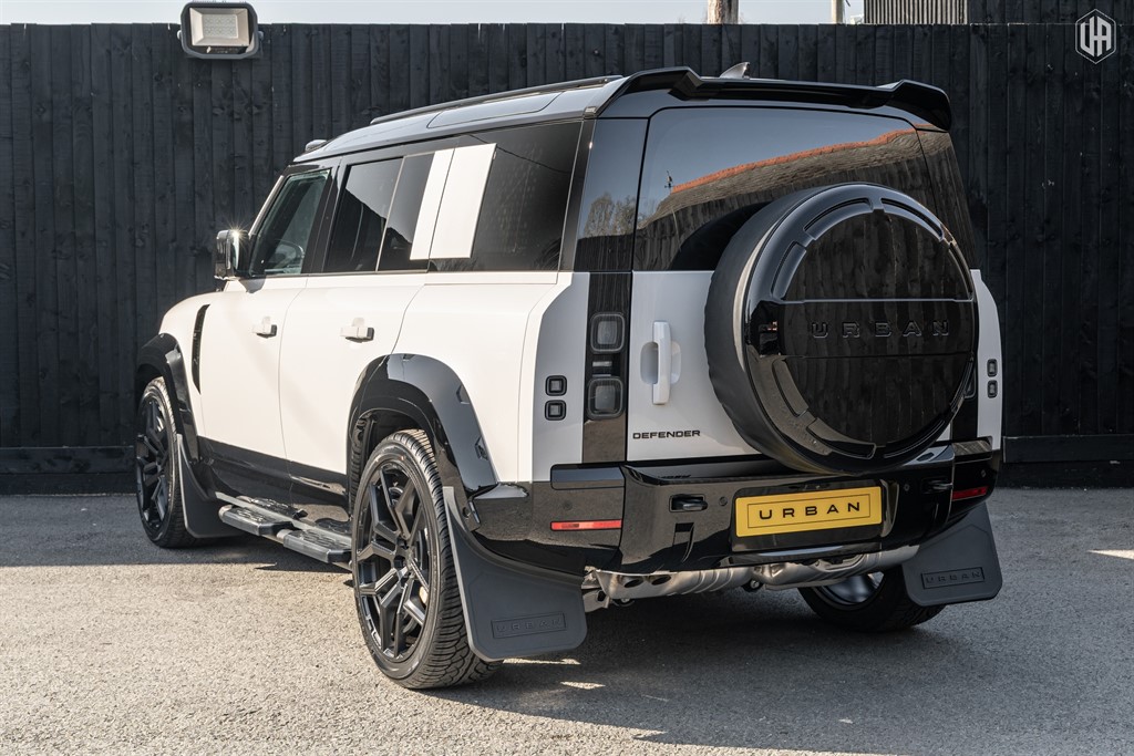 Used Land Rover Defender 110 2026 for sale - 77950998: Photo 4