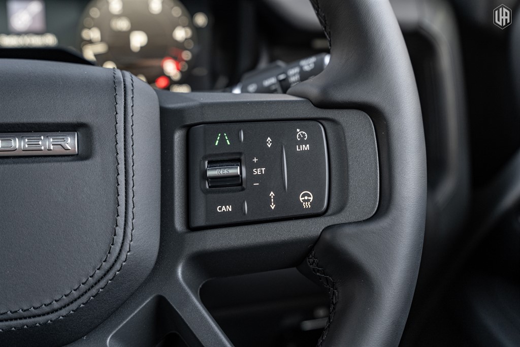 Used Land Rover Defender 110 2026 for sale - 77950998: Photo 45