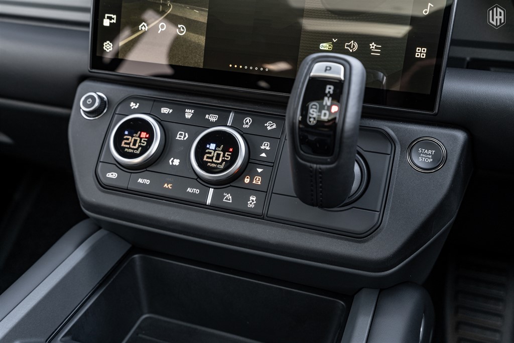 Used Land Rover Defender 110 2026 for sale - 77950998: Photo 51