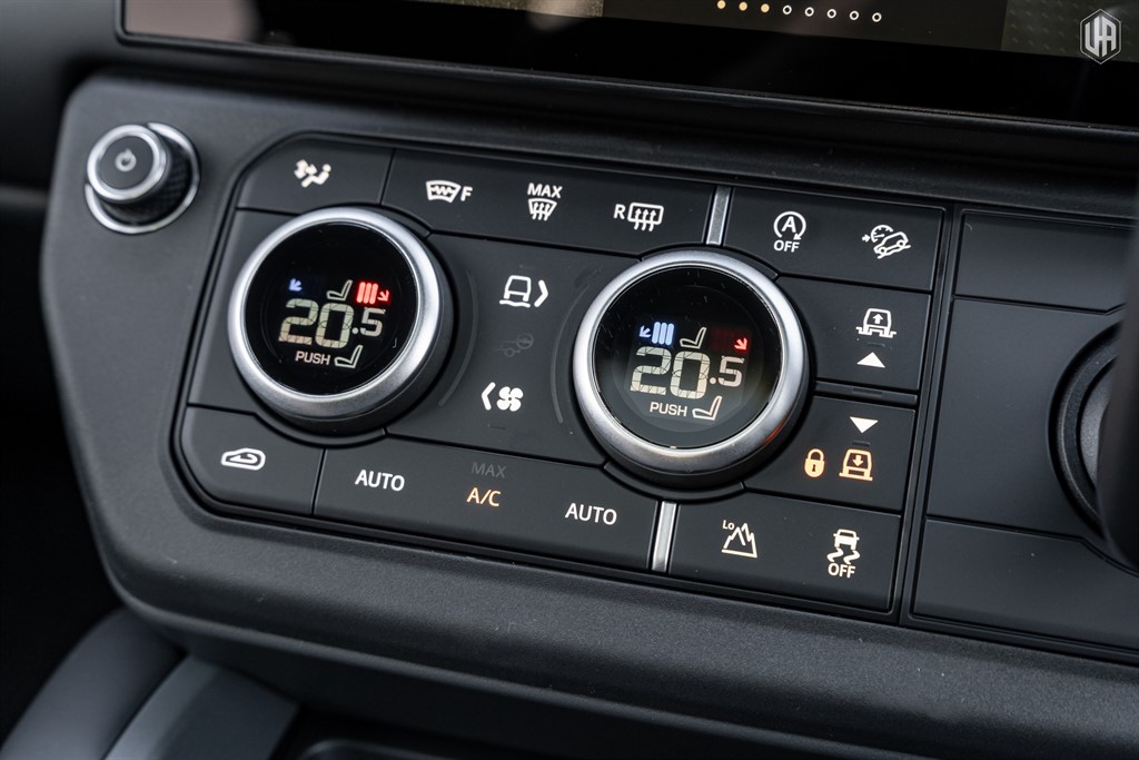 Used Land Rover Defender 110 2026 for sale - 77950998: Photo 52