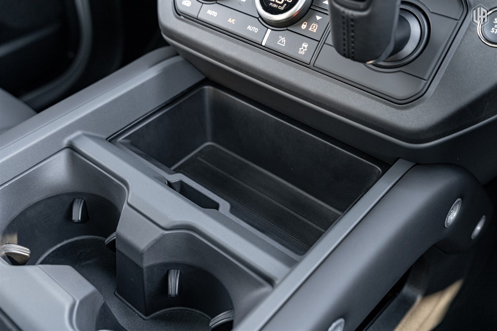 Used Land Rover Defender 110 2026 for sale - 77950998: Photo 56