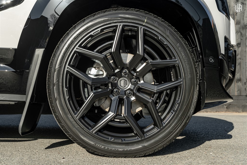 Used Land Rover Defender 110 2026 for sale - 77950998: Photo 6