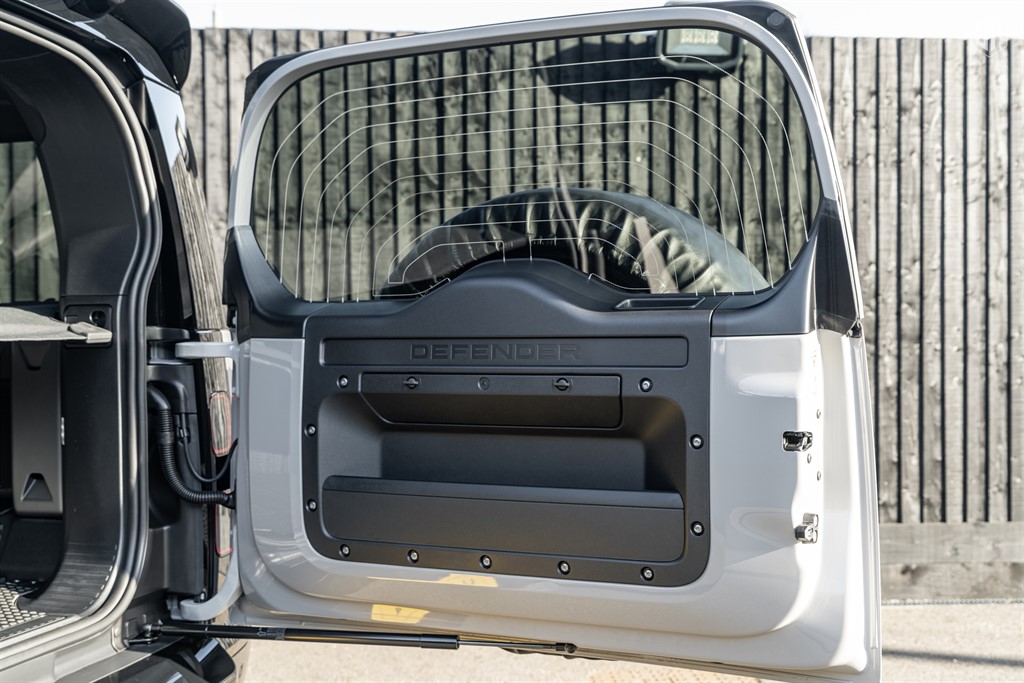 Used Land Rover Defender 110 2026 for sale - 77950998: Photo 68