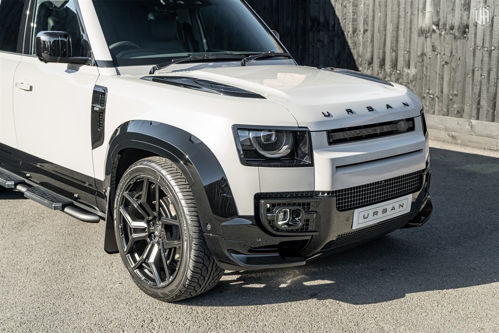 Used Land Rover Defender 110 2026 for sale - 77950998: Photo 9