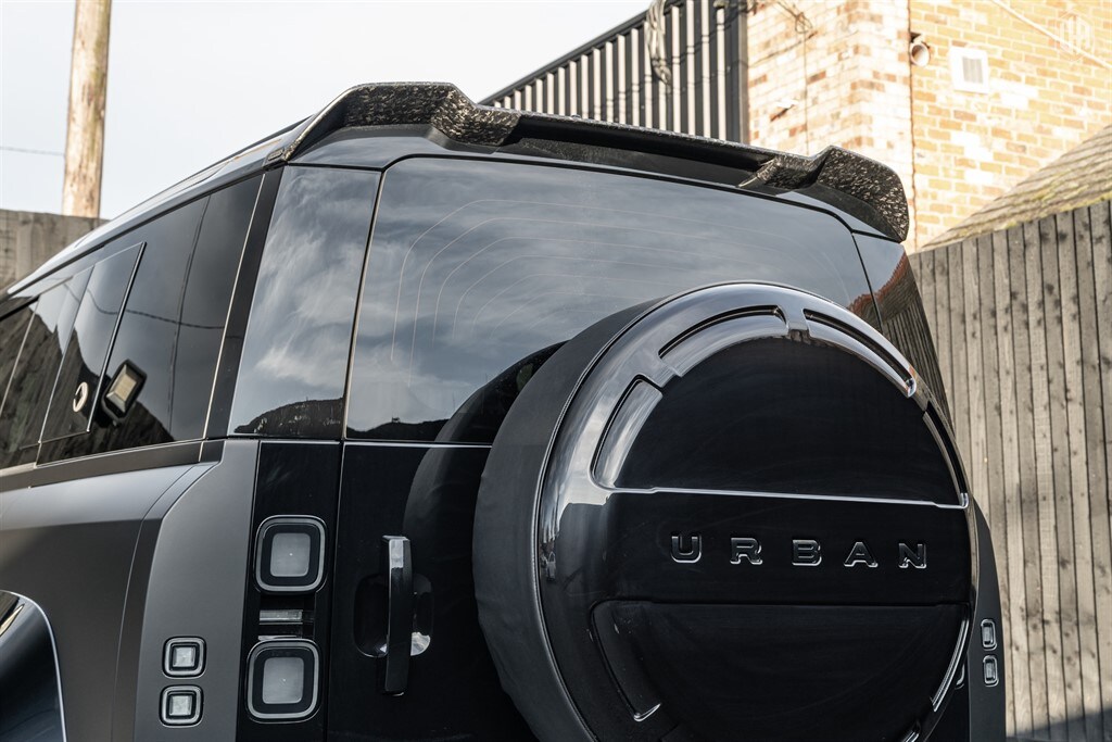 Used Land Rover Defender 110 2025 for sale - 77910093: Photo 24