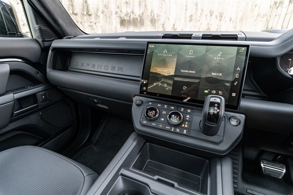 Used Land Rover Defender 110 2025 for sale - 77910093: Photo 48