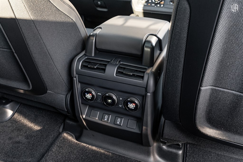 Used Land Rover Defender 110 2025 for sale - 77910093: Photo 63