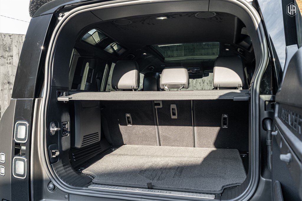 Used Land Rover Defender 110 2025 for sale - 77910093: Photo 64