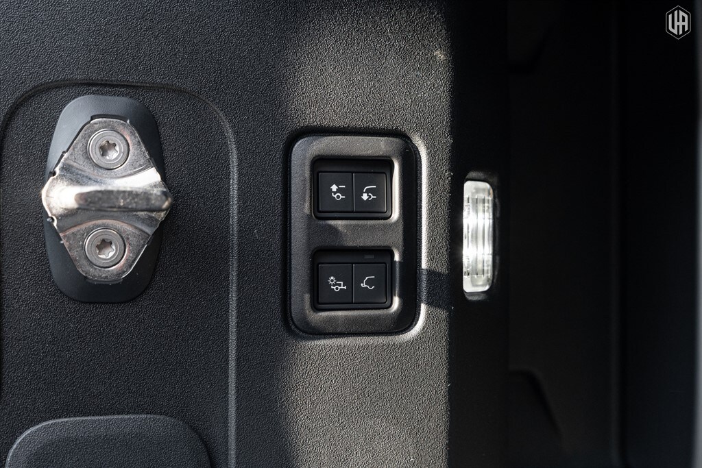 Used Land Rover Defender 110 2025 for sale - 77910093: Photo 66