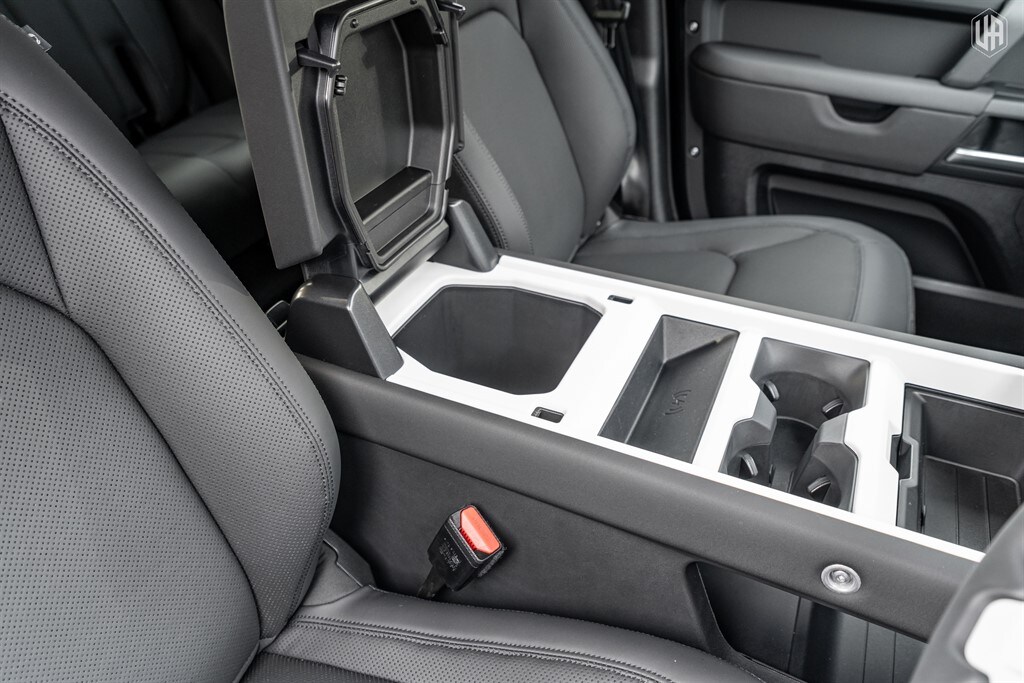 Used Land Rover Defender 110 2025 for sale - 77910094: Photo 42