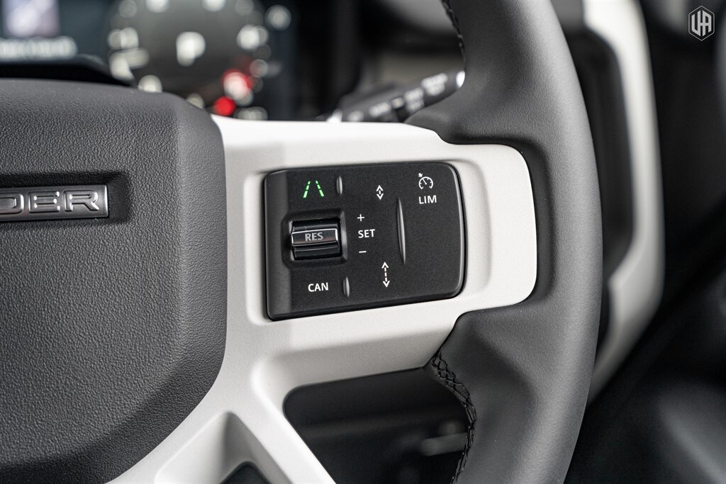 Used Land Rover Defender 110 2025 for sale - 77910094: Photo 45