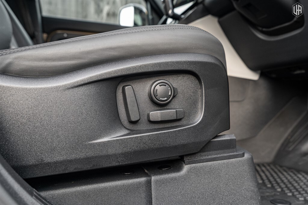 Used Land Rover Defender 110 2026 for sale - 77910106: Photo 40