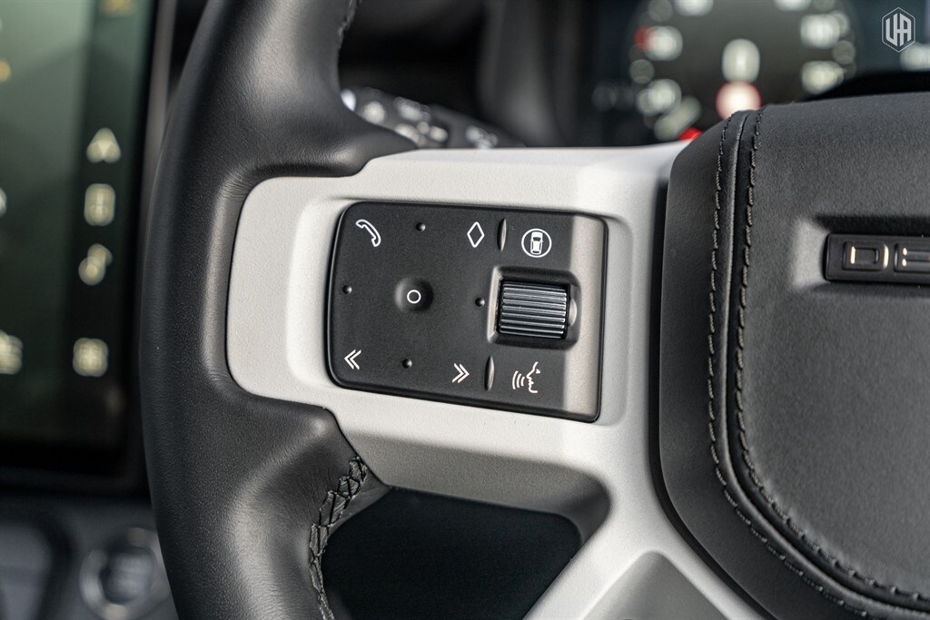 Used Land Rover Defender 110 2026 for sale - 77910106: Photo 45