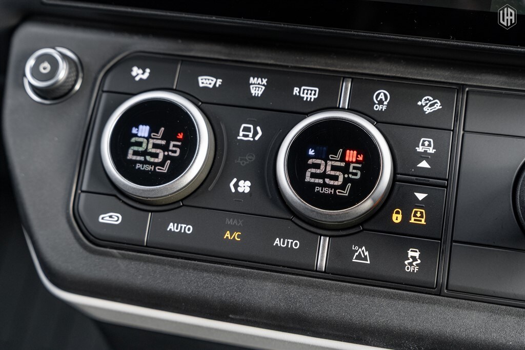 Used Land Rover Defender 110 2026 for sale - 77910106: Photo 53