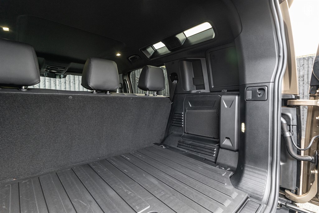 Used Land Rover Defender 110 2026 for sale - 77910106: Photo 63