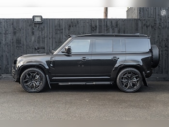 Used Land Rover Defender 110 2026 for sale - 77910088: Photo