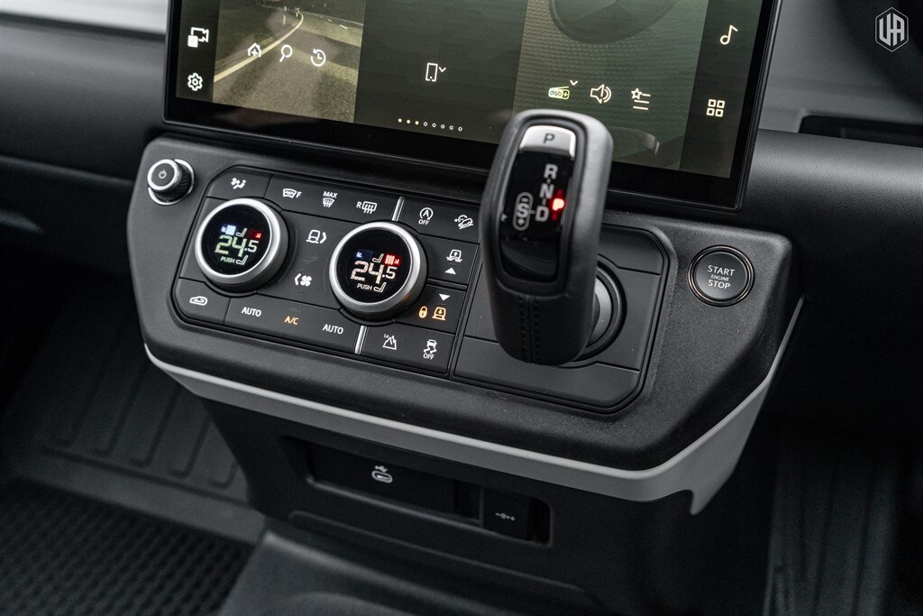 Used Land Rover Defender 110 2026 for sale - 77910088: Photo 50