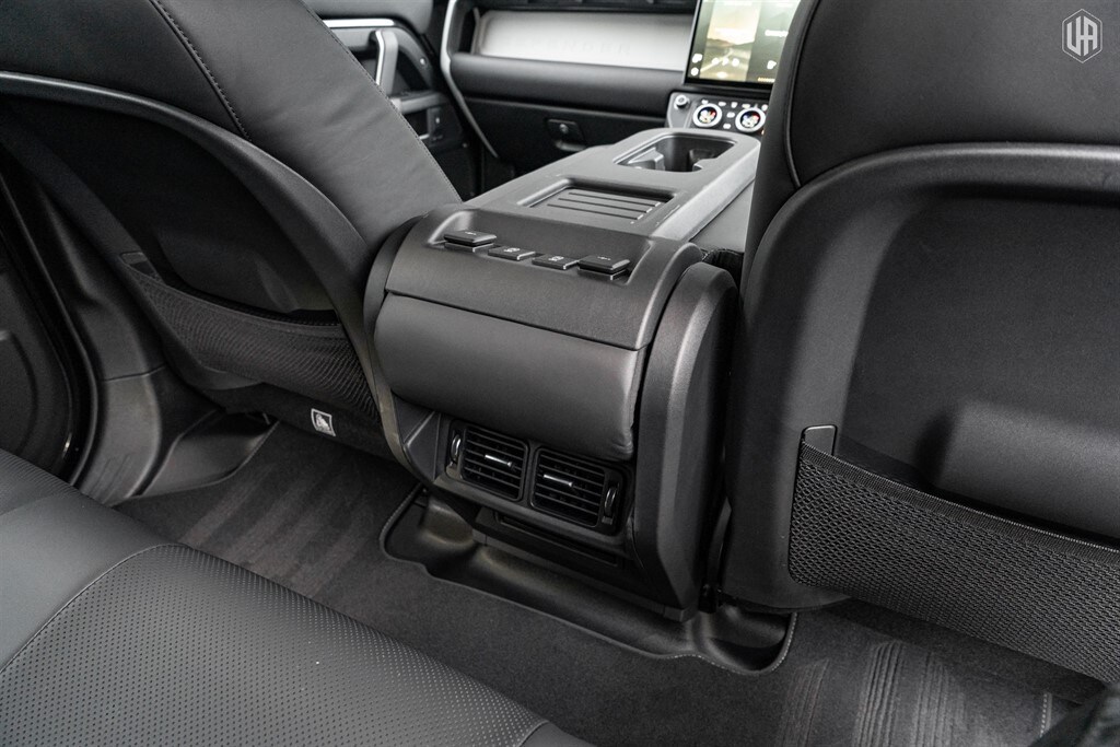 Used Land Rover Defender 110 2026 for sale - 77910088: Photo 59