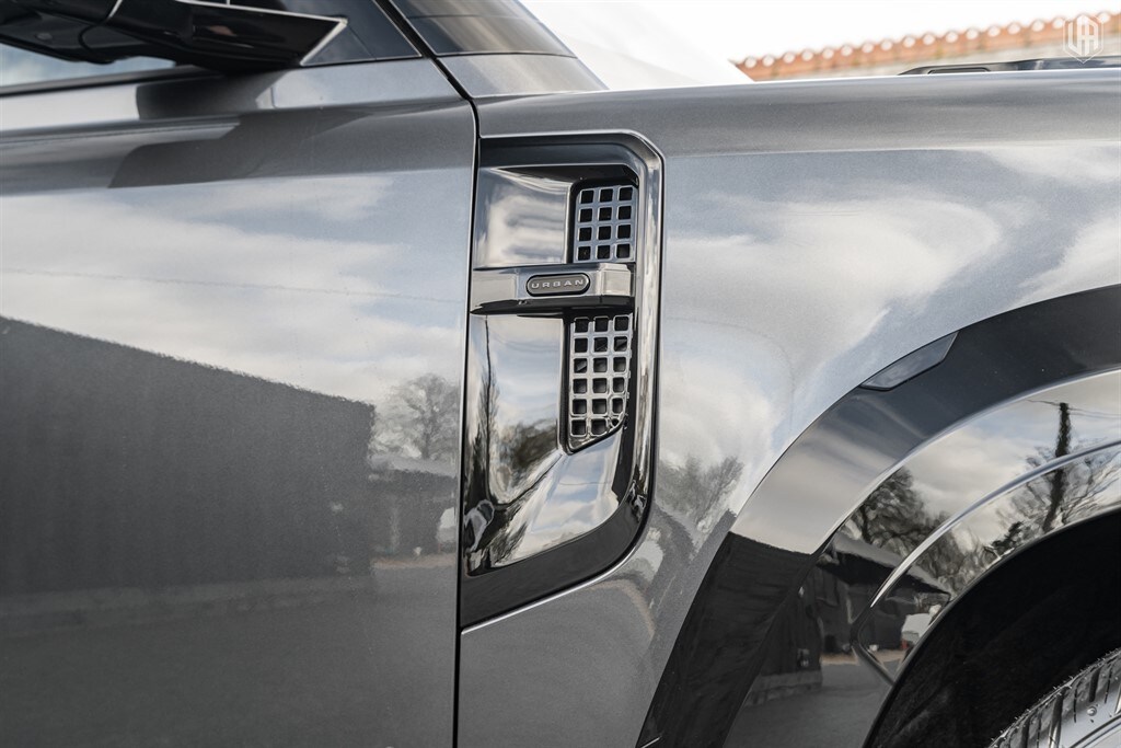 Used Land Rover Defender 110 2026 for sale - 77910115: Photo 20