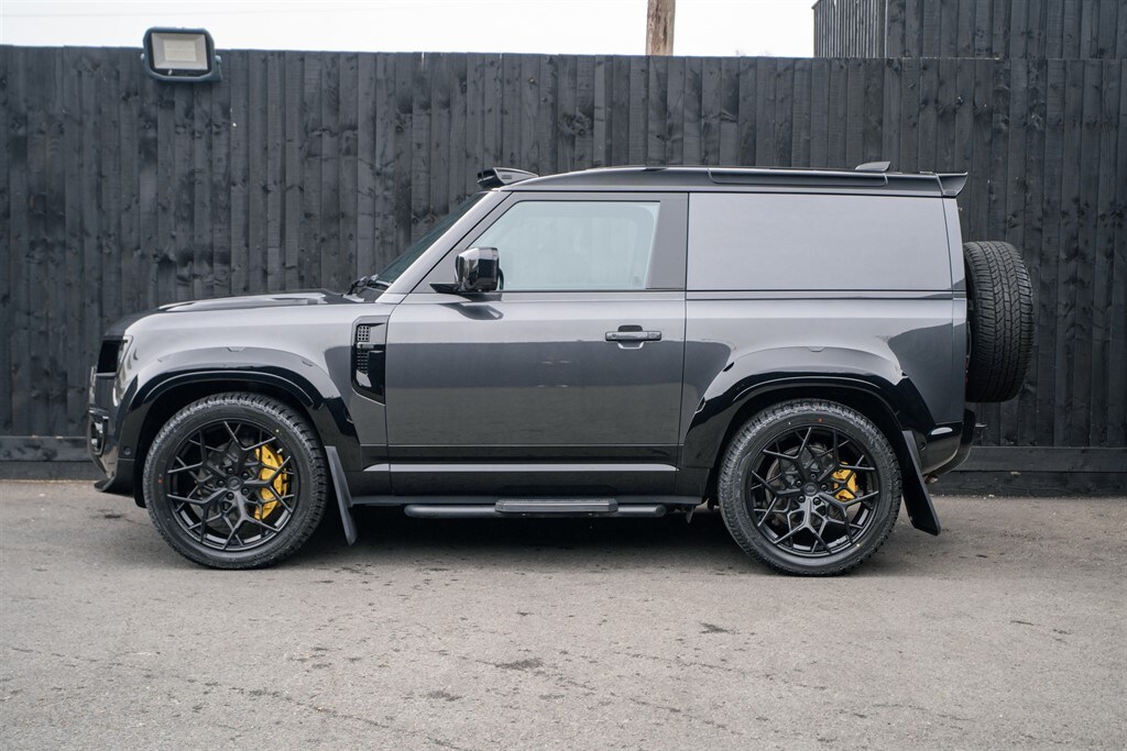 Used Land Rover Defender 90 2024 for sale - 77910074: Photo 3