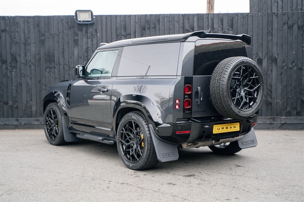 Used Land Rover Defender 90 2024 for sale - 77910074: Photo 4