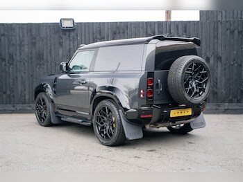 Used Land Rover Defender 90 2024 for sale - 77910074: Photo