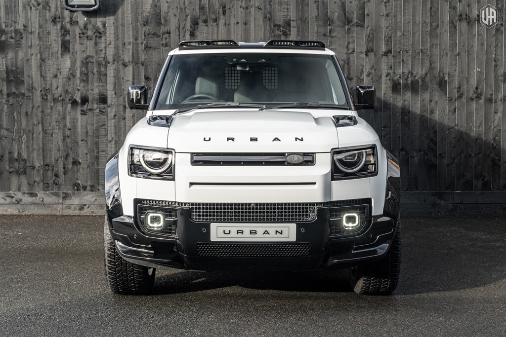 Used Land Rover Defender 90 2025 for sale - 77910089: Photo 2