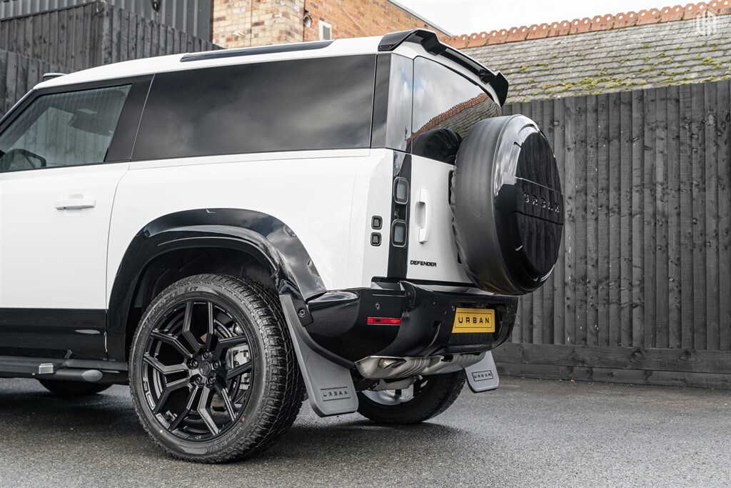 Used Land Rover Defender 90 2025 for sale - 77910089: Photo 24