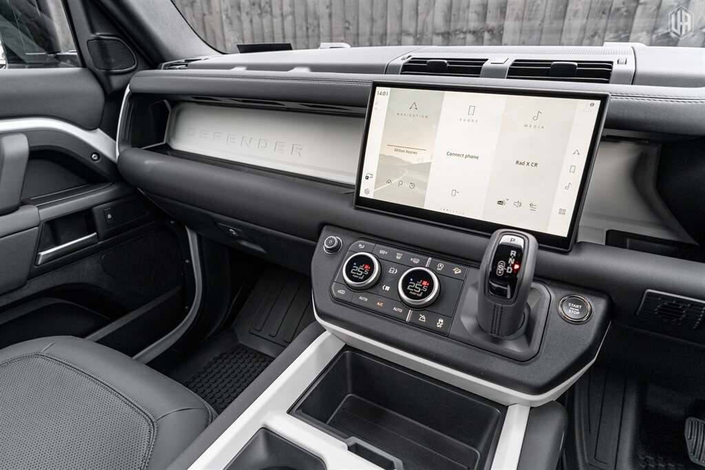 Used Land Rover Defender 90 2025 for sale - 77910089: Photo 47