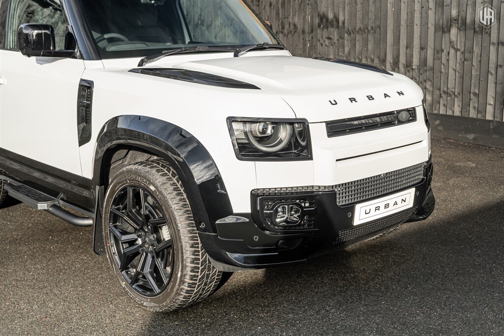 Used Land Rover Defender 90 2025 for sale - 77910089: Photo 9