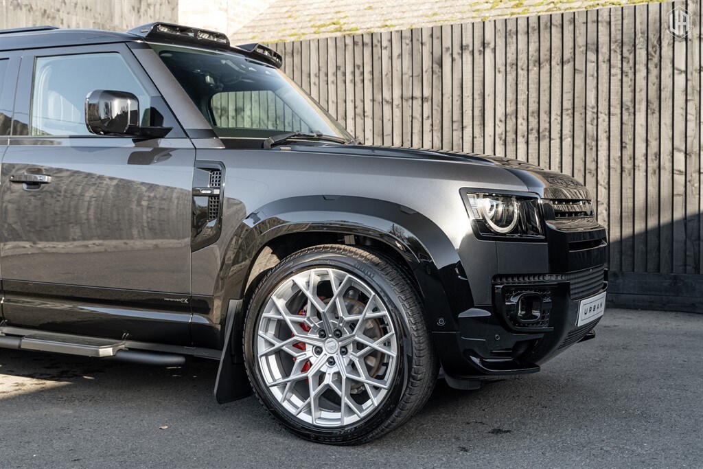 Used Land Rover Defender 110 2025 for sale - 77910100: Photo 10