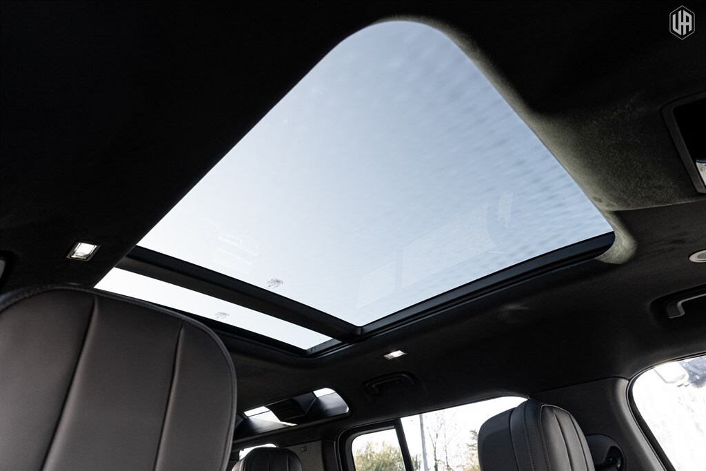 Used Land Rover Defender 110 2025 for sale - 77910100: Photo 37